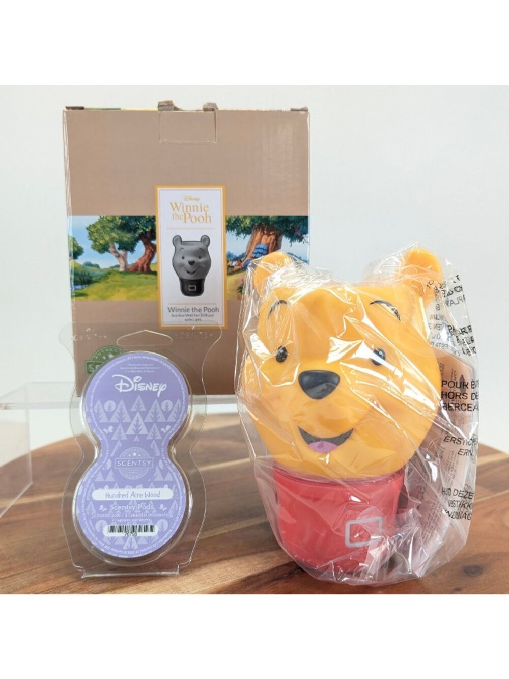 Scentsy Winnie the Pooh Wall Fan Diffuser w Hundred Acre Wood Scent Disney
